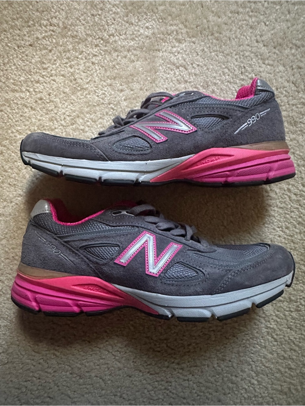 New Balance 990 Women's Gray & Pink Running Sneakers | Size 10
